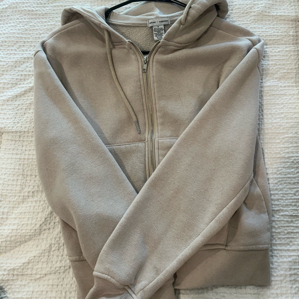 Tan Cropped hoodie